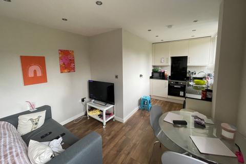 undefined, Commercial Road, Leeds LS5