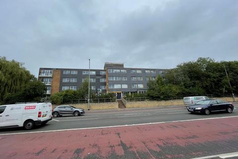 undefined, Commercial Road, Leeds LS5
