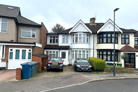 1 bedroom flat to rent, Kenton Park Crescent, Ground Floor Left HA3
