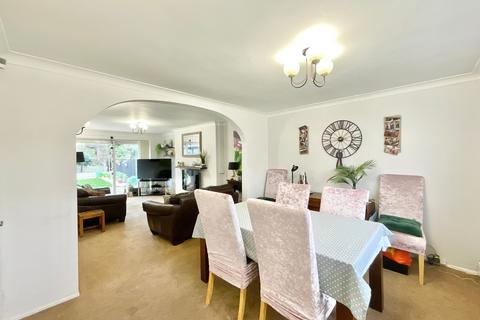 2 bedroom semi-detached house for sale, Jeremy Close, Stoke-On-Trent, ST4