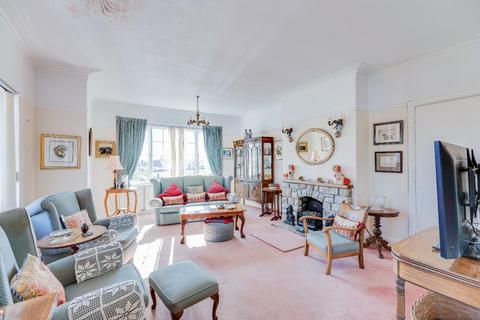 4 bedroom detached bungalow for sale, Hutchwns Close, Porthcawl, Bridgend County Borough, CF36 3LD