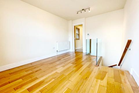 undefined, St James Street, Cheltenham GL52