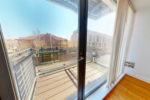 2 bedroom apartment for sale, Advent House, Isaac Way, Manchester