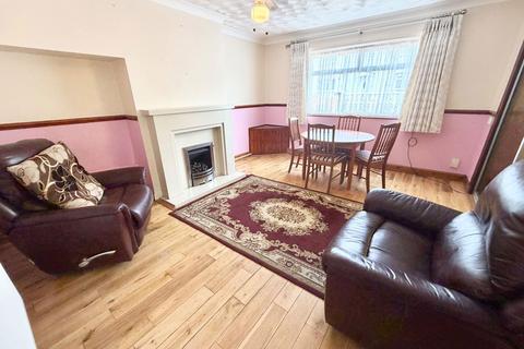 4 bedroom end of terrace house for sale, Jasmine Road, Dudley DY2