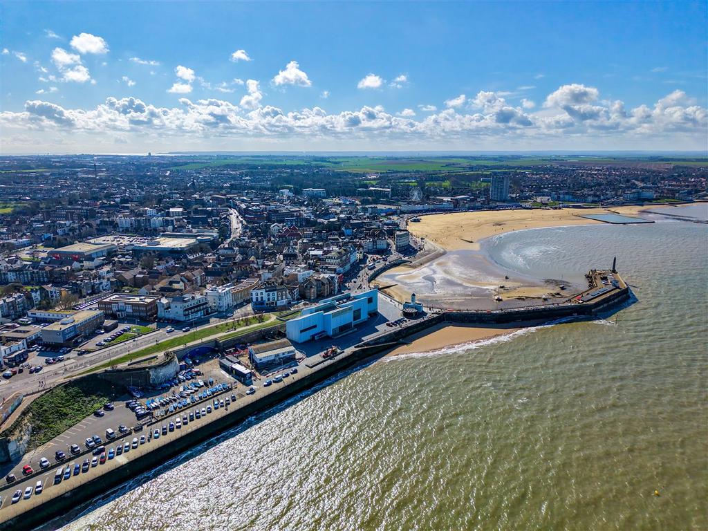 4 Fort Road, Margate10.jpg