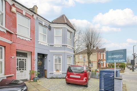 3 bedroom apartment for sale, Brownlow Road, London, N11
