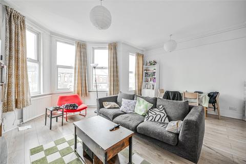 3 bedroom apartment for sale, Brownlow Road, London, N11