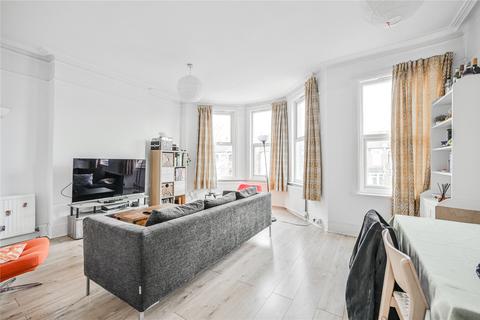 3 bedroom apartment for sale, Brownlow Road, London, N11