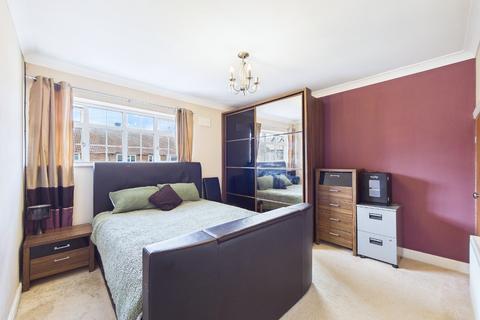 3 bedroom terraced house for sale, Ravel Road, Aveley, South Ockendon, Essex, RM15