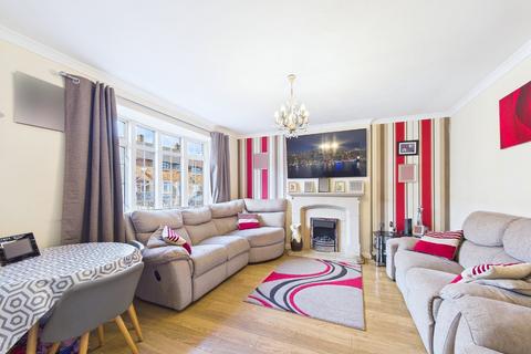 3 bedroom terraced house for sale, Ravel Road, Aveley, South Ockendon, Essex, RM15