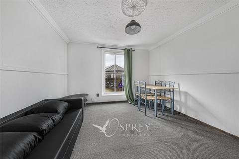 3 bedroom flat to rent, Broad Street, Peterborough PE7