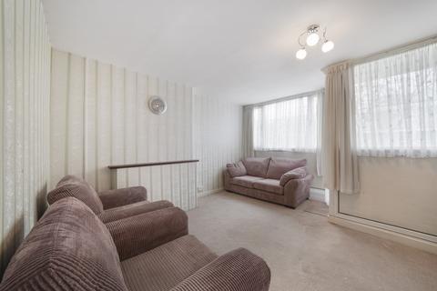 3 bedroom flat to rent, Camden Road, Camden