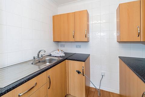 undefined, 34 Homespinney House, River View Road SO18