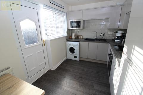 2 bedroom terraced house for sale, Bradwell Walk, Flixton