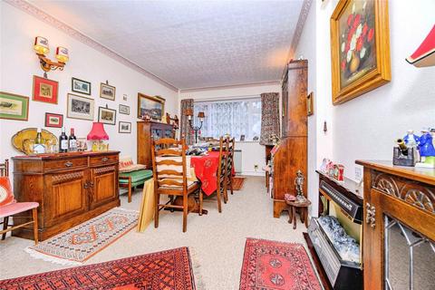 3 bedroom bungalow for sale, Ridgeway Avenue, Dunstable, Bedfordshire, LU5