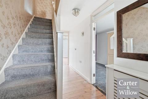 3 bedroom terraced house for sale, Simmons Drive, Essex