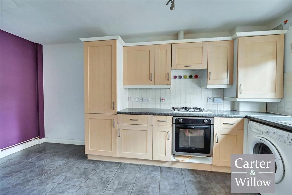 Kitchen / Dining