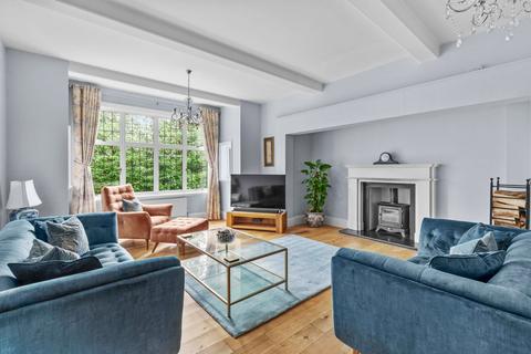 5 bedroom detached house for sale, Amersham Road, High Wycombe HP13