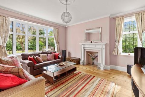 5 bedroom detached house for sale, Amersham Road, High Wycombe HP13