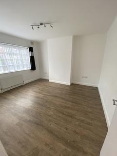 2 bedroom apartment to rent, Denison Close, London N2