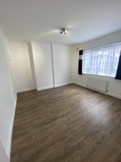 2 bedroom apartment to rent, Denison Close, London N2