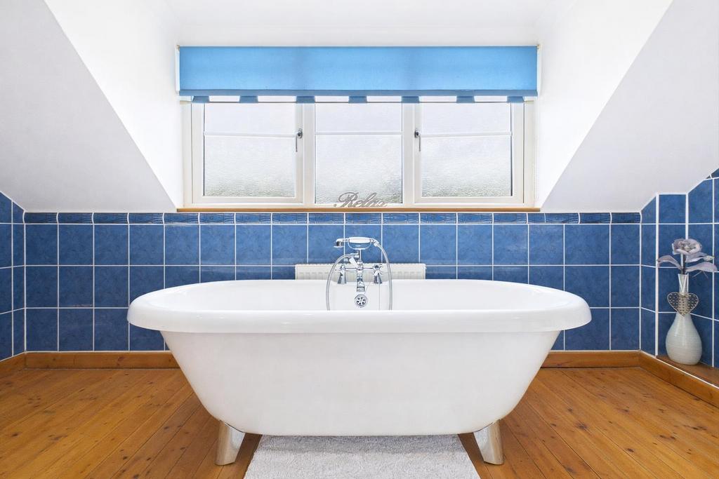 Bathtub