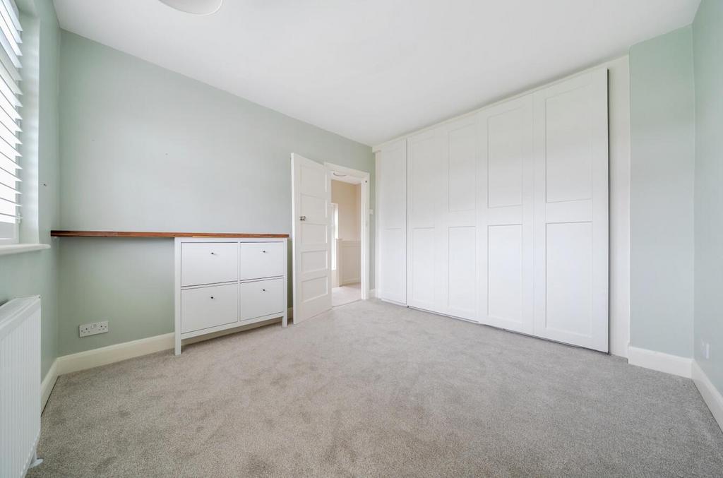 Rear Bedroom1.jpg