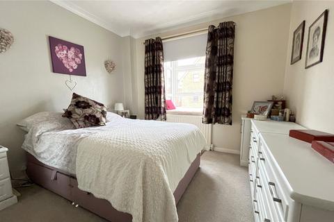 2 bedroom apartment for sale, James Court Lymington Road, Highcliffe, Christchurch, BH23