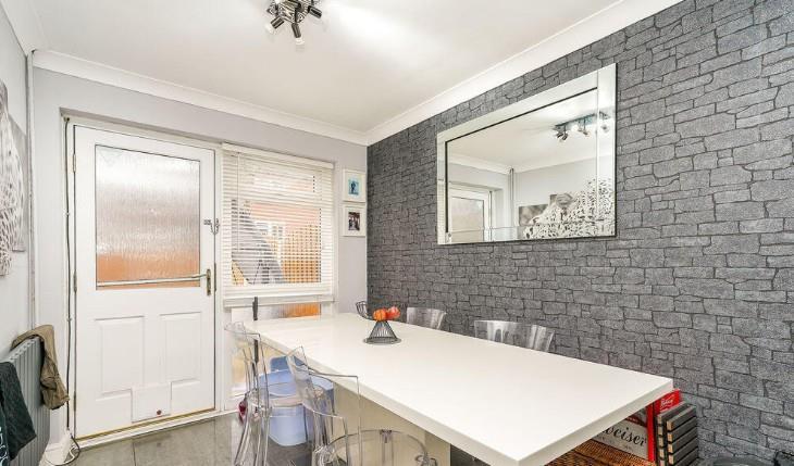 Kitchen diner
