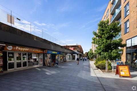 Retail property (high street) to rent, Queens Walk East Grinstead RH19 4DW