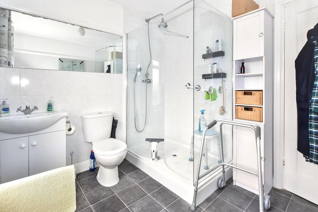 Shower Room WC