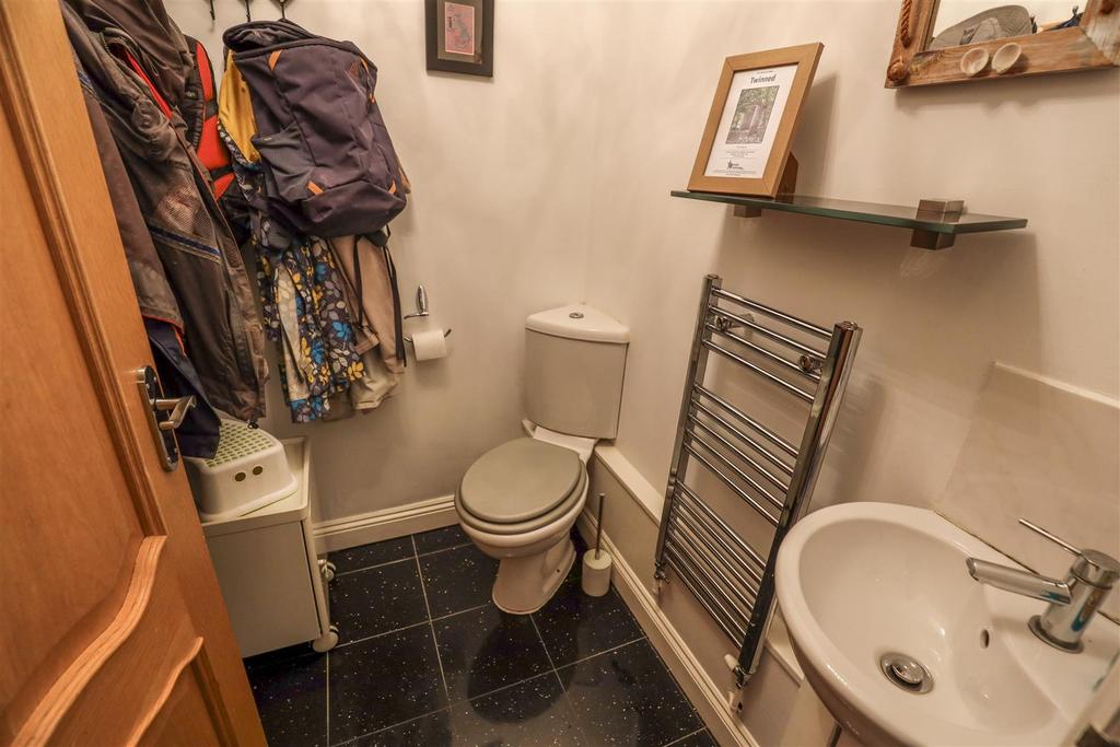 3 R5 A8937.jpg