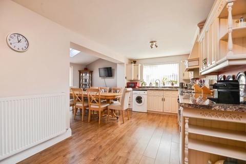 3 bedroom end of terrace house for sale, Belbrough Close, Hutton Rudby, Yarm, North Yorkshire, TS15