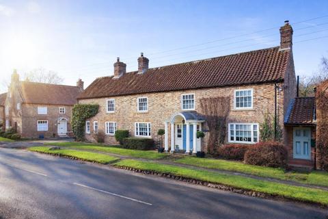 4 bedroom detached house for sale, Sutton-on-the-Forest, York