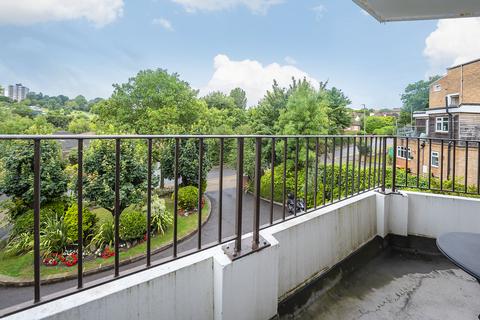 3 bedroom flat for sale, Victoria Drive, London, SW19