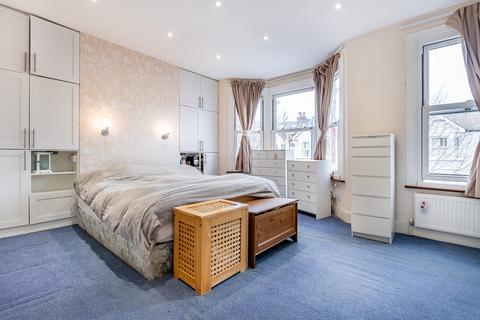 undefined, Drayton Gardens, Ealing, W13