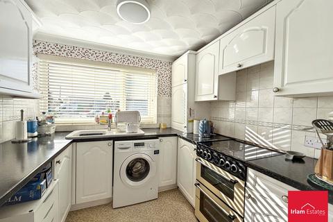 2 bedroom semi-detached bungalow for sale, Boat Lane, Irlam, M44