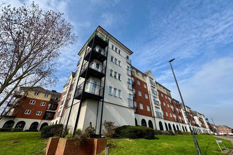 1 bedroom flat for sale, Pettacre Close, West Thamesmead, London, SE28 0PA