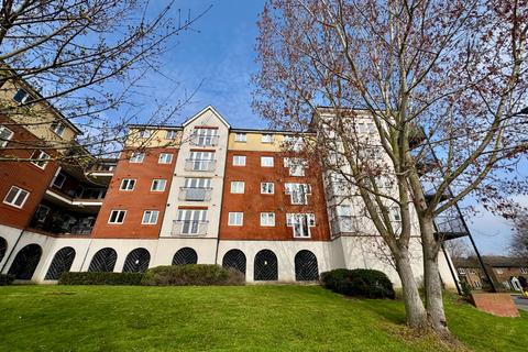 1 bedroom flat for sale, Pettacre Close, West Thamesmead, London, SE28 0PA