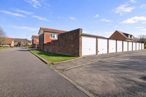 2 bedroom end of terrace house for sale, Lindbergh Road, Wallington SM6