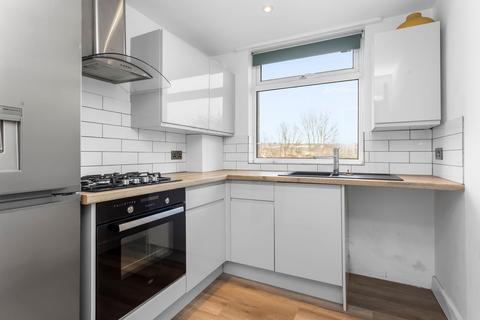 2 bedroom maisonette for sale, Millers Road, Brighton, BN1