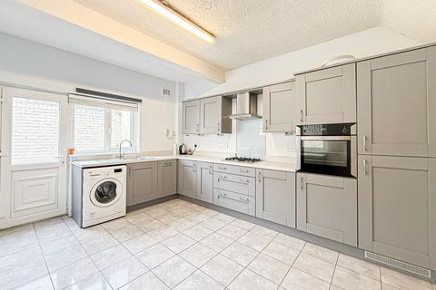 4 bedroom terraced house for sale, Chestnut Grove, Wavertree, L15