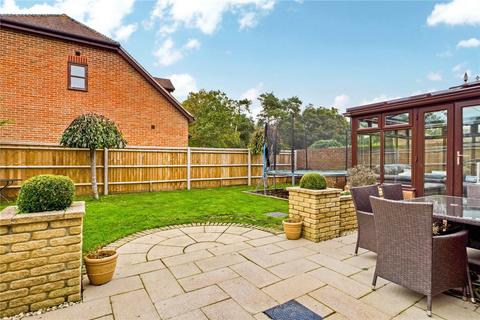 undefined, Pelican Road, Pamber Heath, Tadley, RG26