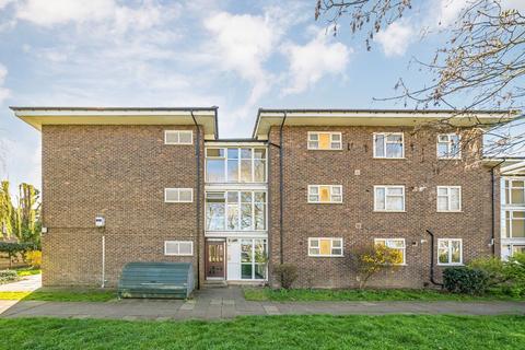 3 bedroom flat to rent, Mill Place, Kingston Upon Thames KT1