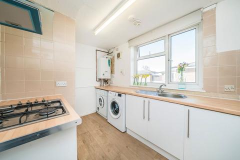 3 bedroom flat to rent, Mill Place, Kingston Upon Thames KT1