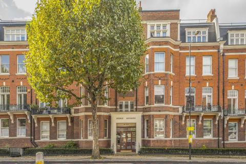 undefined, Finchley Road, London NW3