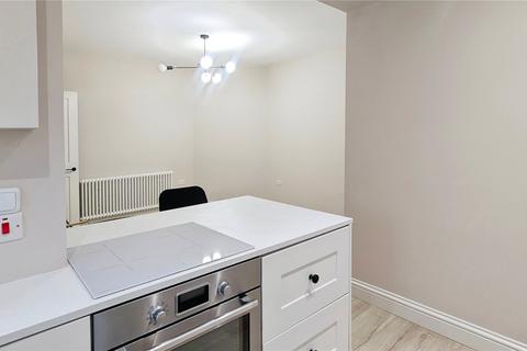 2 bedroom maisonette to rent, Brampton Road, Croydon, CR0