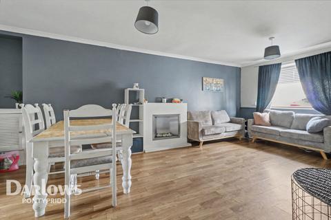 2 bedroom end of terrace house for sale, Saron Street, Pontypridd