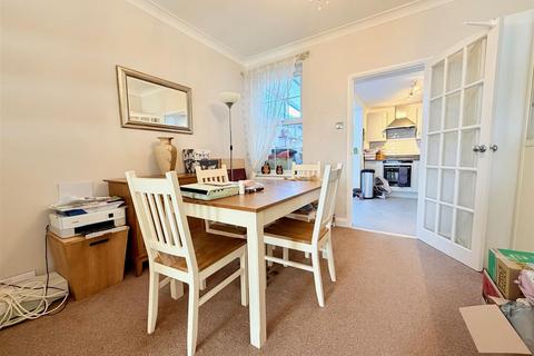 2 bedroom house for sale, Greenfield Street, Waltham Abbey