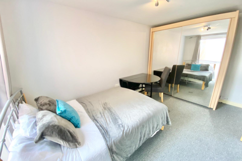 undefined, Buddle Lane, Exeter EX4